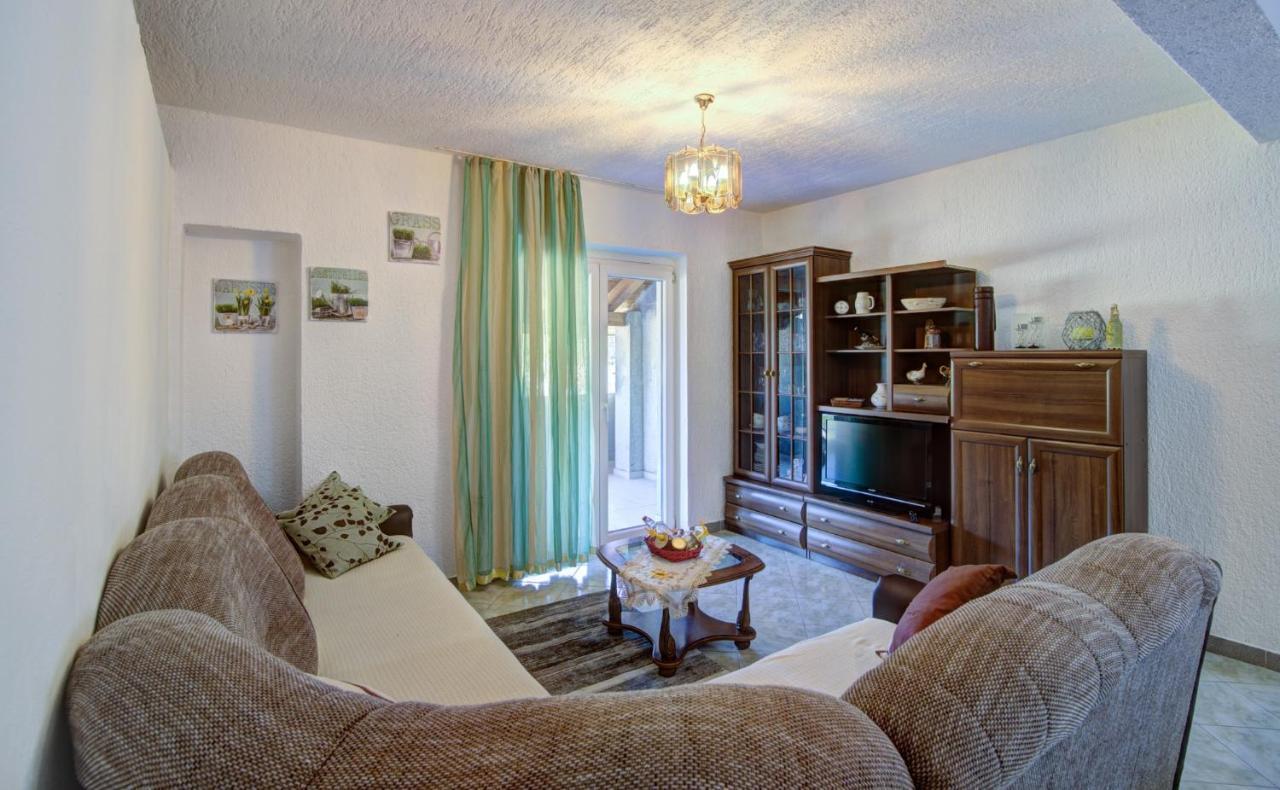House Of Velebit Adria Apartment Senj  Ngoại thất bức ảnh