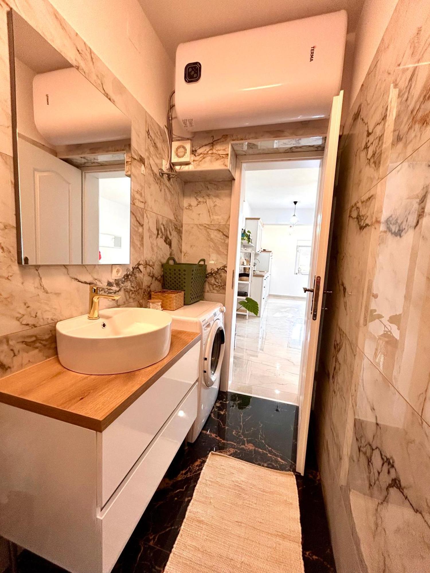 House Of Velebit Adria Apartment Senj  Ngoại thất bức ảnh